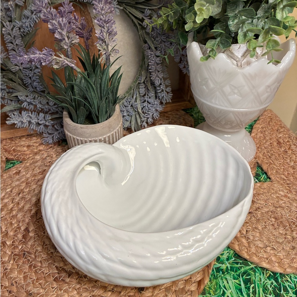 Vintage Ceramic Sea Shell Trinket Dish